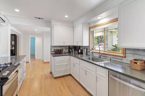 Kitchen - 1501 Elsdon Cir, Carmichael, CA 95608 photo 13 of 13