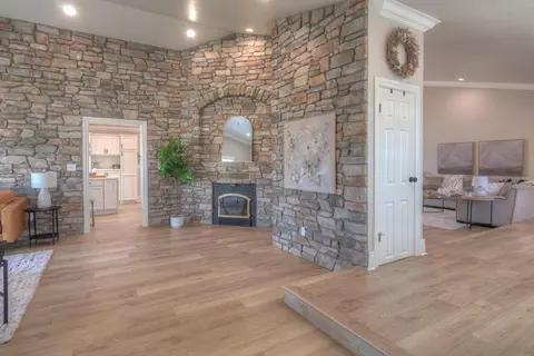 Entry Way - 34672 Bernard Rd, Tracy, CA 95377 photo 2 of 3