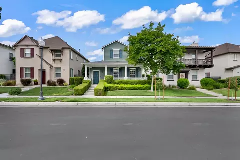 Exterior - 633 Castle Haven Dr, Tracy, CA 95377 photo 2 of 6