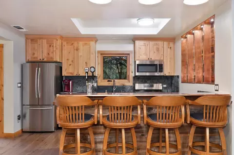 Kitchen - 9475 King Rd, Loomis, CA 95650 photo 6 of 6