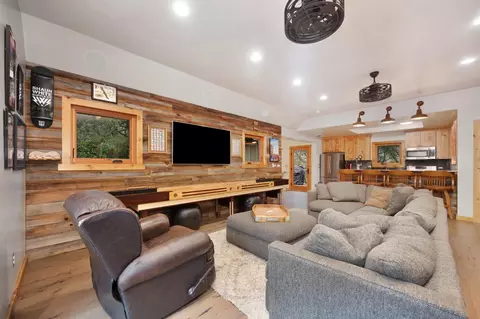Living - 9475 King Rd, Loomis, CA 95650 photo 3 of 4