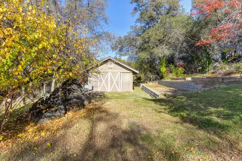 Exterior - 9475 King Rd, Loomis, CA 95650 photo 10 of 11
