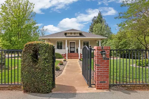 7401 N Cox Rd, Linden, CA 95236