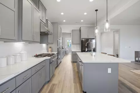 Kitchen - 2516 Orinoco Ave, Manteca, CA 95337 photo 3 of 4