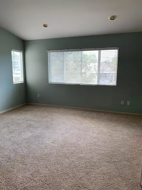 Bedroom - 719 Sparrow Ct, Tracy, CA 95377 photo 2 of 5