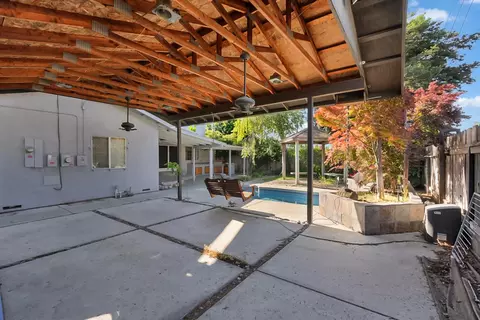 Exterior - 1945 Annhurst Ave, Turlock, CA 95382 photo 5 of 10