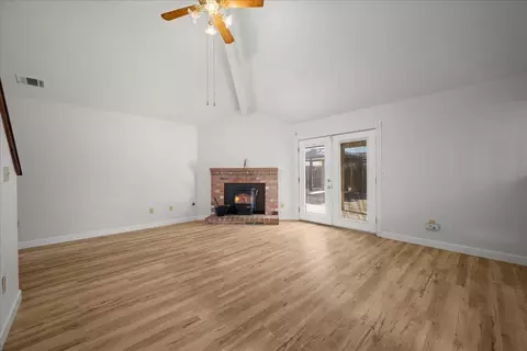 Living - 260 Patricia Pl, Lathrop, CA 95330 photo 3 of 4
