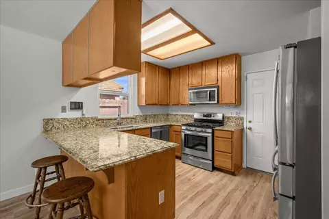 Kitchen - 260 Patricia Pl, Lathrop, CA 95330 photo 1 of 4