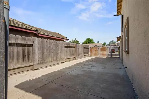 Exterior - 260 Patricia Pl, Lathrop, CA 95330 photo 11 of 11