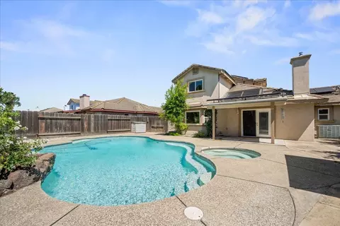 260 Patricia Pl, Lathrop, CA 95330