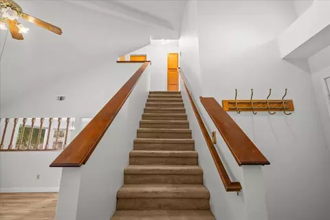 Entry Way - 260 Patricia Pl, Lathrop, CA 95330 photo 3 of 3