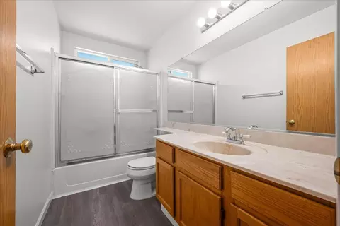 Bath - 260 Patricia Pl, Lathrop, CA 95330 photo 4 of 4