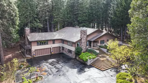4620 Dio Linda Ct, Pollock Pines, CA 95726