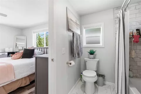 Bath - 4020 Trigger Ln, Shingle Springs, CA 95682 photo 6 of 7
