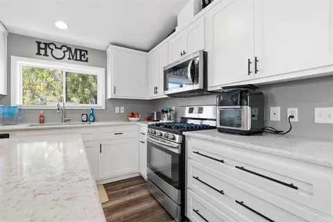Kitchen - 4020 Trigger Ln, Shingle Springs, CA 95682 photo 6 of 6