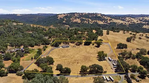 View/Area - 4020 Trigger Ln, Shingle Springs, CA 95682 photo 4 of 7