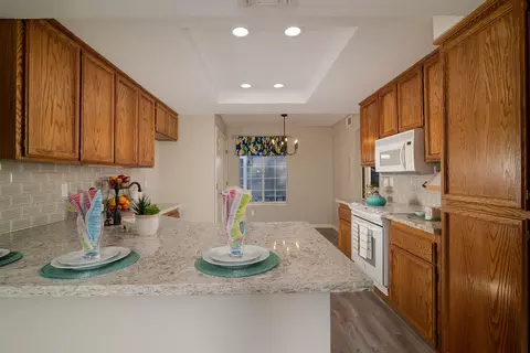 Kitchen - 4055 Alex Ln, Carmichael, CA 95608 photo 3 of 3