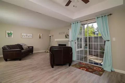 Living - 4055 Alex Ln, Carmichael, CA 95608 photo 4 of 6