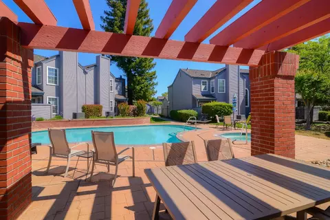 Exterior - 4055 Alex Ln, Carmichael, CA 95608 photo 9 of 9