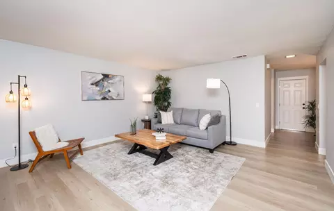 Living - 4062 Quarry Ct, Loomis, CA 95650 photo 2 of 4