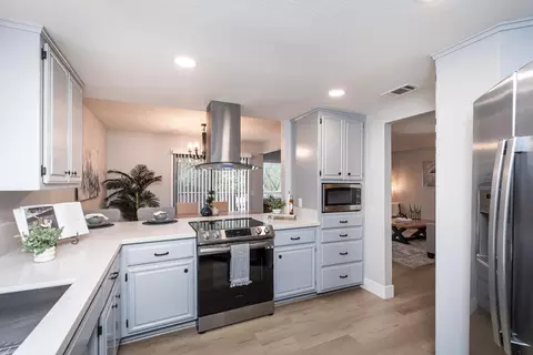 Kitchen - 4062 Quarry Ct, Loomis, CA 95650 photo 7 of 10
