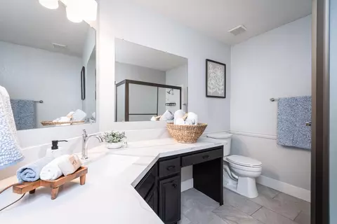 Bath - 4062 Quarry Ct, Loomis, CA 95650 photo 3 of 7