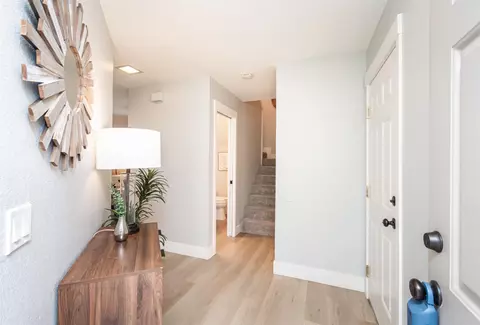 Entry Way - 4062 Quarry Ct, Loomis, CA 95650 photo 1 of 3