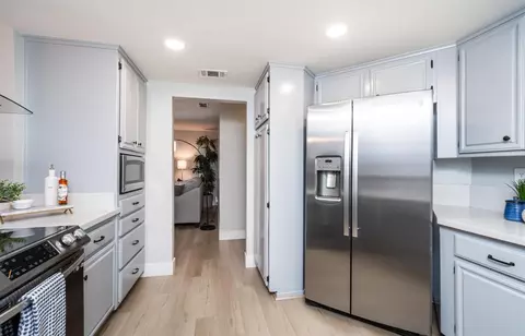 Kitchen - 4062 Quarry Ct, Loomis, CA 95650 photo 9 of 10