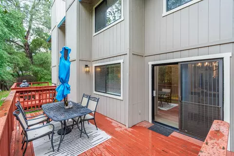 Exterior - 4062 Quarry Ct, Loomis, CA 95650 photo 3 of 10
