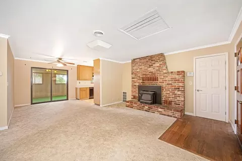 Living - 155 Judy Dr, Placerville, CA 95667 photo 4 of 17