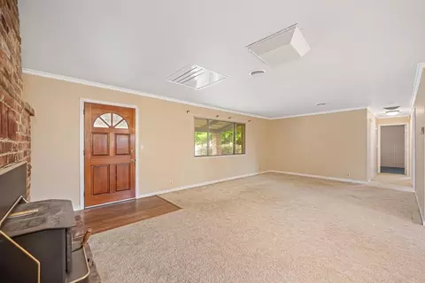 Living - 155 Judy Dr, Placerville, CA 95667 photo 3 of 17