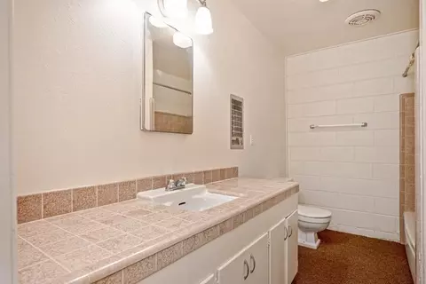 Bath - 155 Judy Dr, Placerville, CA 95667 photo 4 of 5