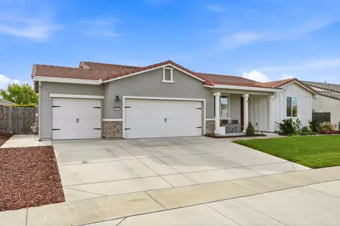2079 Coffee Creek Way, Plumas Lake, CA 95961