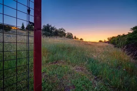 Exterior - 4507 Mountaingate Dr, Rocklin, CA 95765 photo 11 of 12