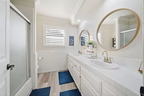 Bath - 4507 Mountaingate Dr, Rocklin, CA 95765 photo 5 of 5