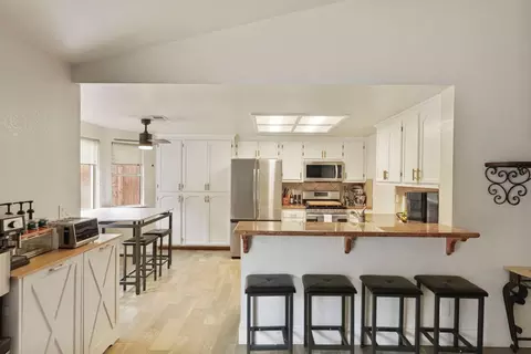 Kitchen - 8596 W Samoha Ct, Thornton, CA 95686 photo 1 of 3