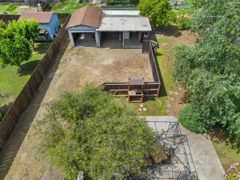 View/Area - 1641 Walnut Ave, Escalon, CA 95320 photo 1 of 4