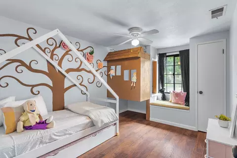 Bedroom - 1641 Walnut Ave, Escalon, CA 95320 photo 1 of 5