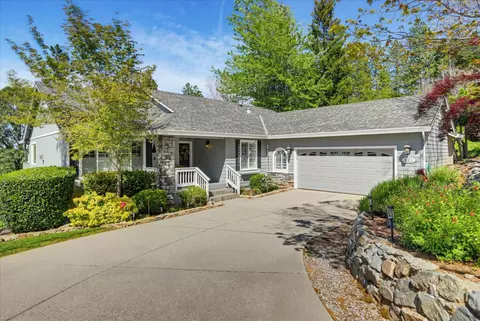 Exterior - 121 Ruby Ledge Ct, Grass Valley, CA 95945 photo 13 of 14