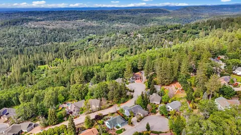 View/Area - 121 Ruby Ledge Ct, Grass Valley, CA 95945 photo 6 of 7
