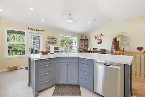 Kitchen - 121 Ruby Ledge Ct, Grass Valley, CA 95945 photo 6 of 10