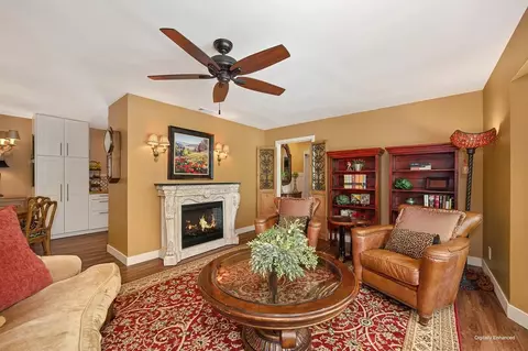 Living - 6200 Mahala Dr, Carmichael, CA 95608 photo 2 of 3