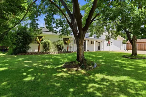 8735 Phoenix Ave, Fair Oaks, CA 95628