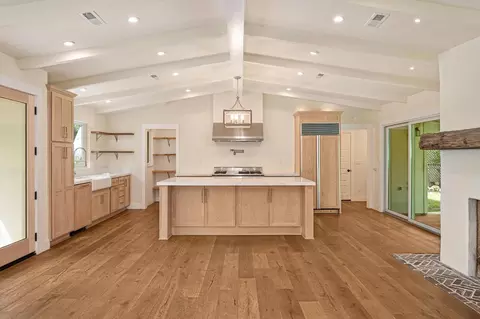 8495 Chili Hill Rd, Newcastle, CA 95658