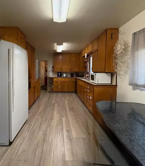 Kitchen - 2233 6th St, Ceres, CA 95307 photo 2 of 3