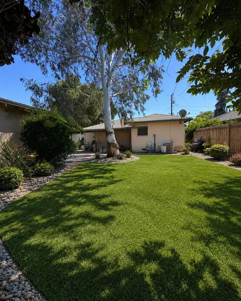 Exterior - 2233 6th St, Ceres, CA 95307 photo 6 of 6