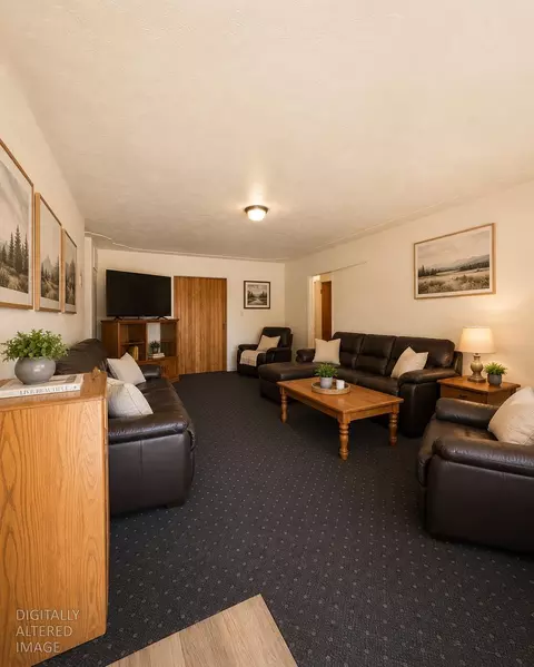 Living - 2233 6th St, Ceres, CA 95307 photo 1 of 3