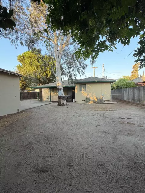 Exterior - 2233 6th St, Ceres, CA 95307 photo 7 of 7