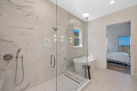Bath - 5677 Thomson Loop, Davis, CA 95616 photo 7 of 14