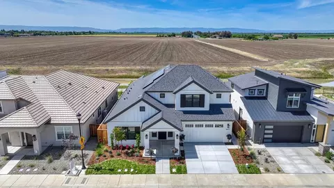View/Area - 5677 Thomson Loop, Davis, CA 95616 photo 1 of 6